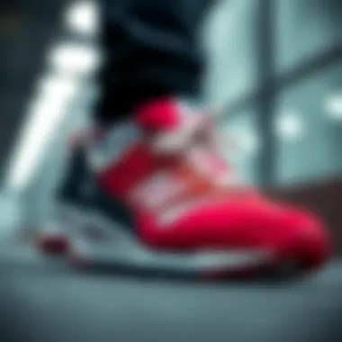 Notable New Balance 530: Spor Giyimde Yenilikçi Bir Yaklaşım Notable New Balance 530: Spor Giyimde Yenilikçi Bir Yaklaşım